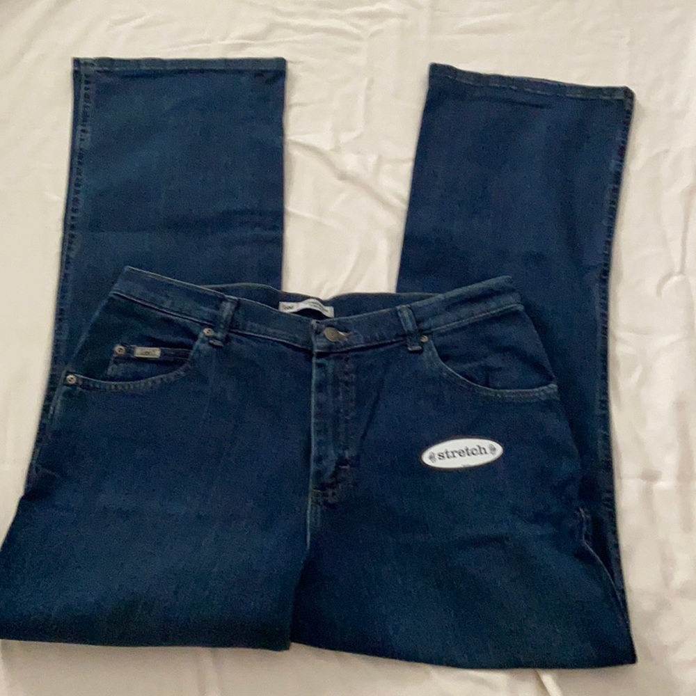 New with tag. Women’s size 12 short relaxed fit Boot cut, Lee denim jeans.